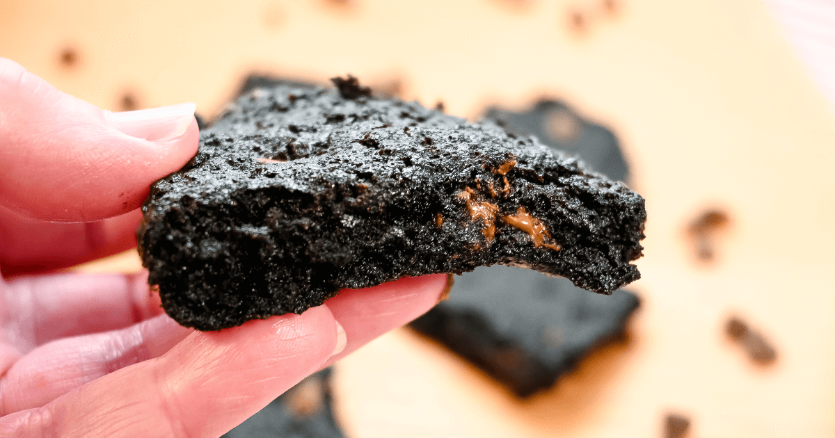 Made from Scratch Brownies in the Microwave! Just Microwave It