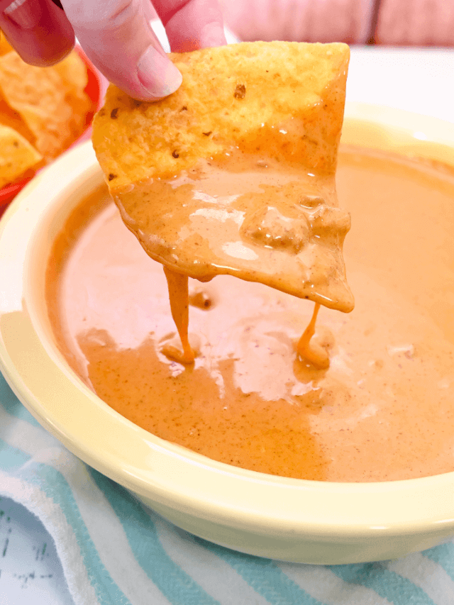 Copycat Chili’s Skillet Queso in the  Microwave